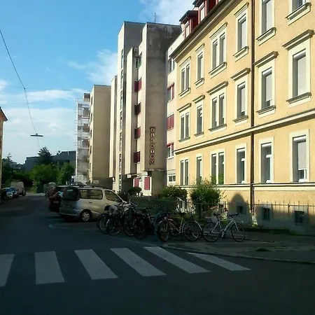 Studio13 And Cozy Appartement *