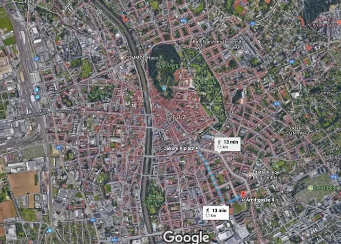 Апартаменти Studio13 And Cozy *